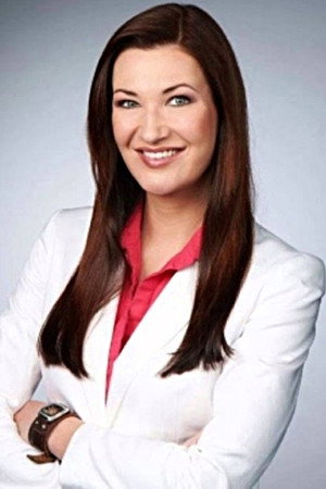 Cover image for Holly Bernier
