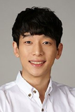 Cover image for Guk Ji Yong
