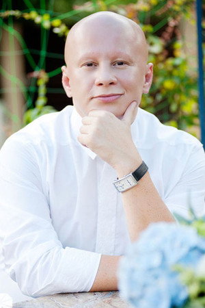 Cover image for Алексей Гончаренко