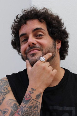 Cover image for David Perdomo