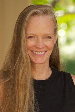 Cover image for Suzy Amis