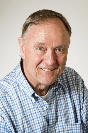 Cover image for Ray Kahnert