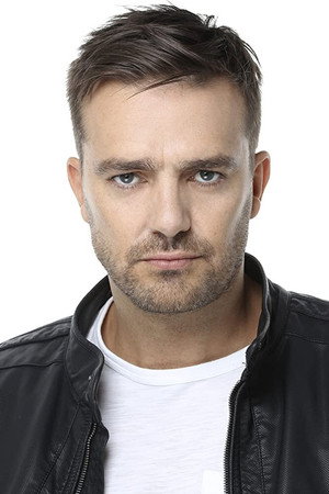 Cover image for Carl Beukes