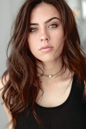 Cover image for Emily Evan Rae