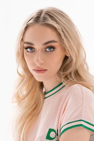 Cover image for Camille Dhont