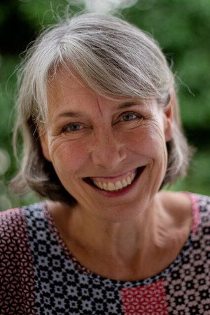Cover image for Barbara Toennieshen