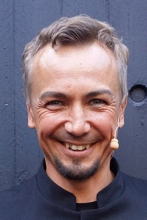 Cover image for Janek Sarapson