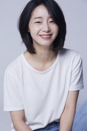 Cover image for 임예은