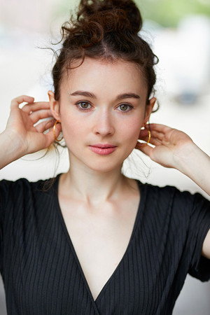 Cover image for Julia Anna Grob
