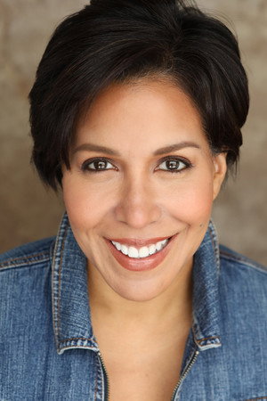Cover image for Ana Dela Cruz
