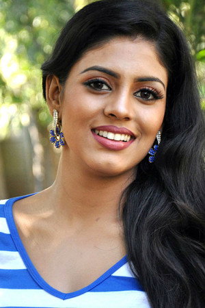Cover image for Iniya