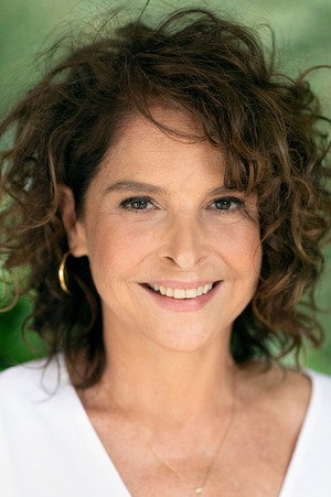 Cover image for Drica Moraes