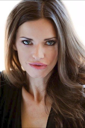 Cover image for Samantha Noble