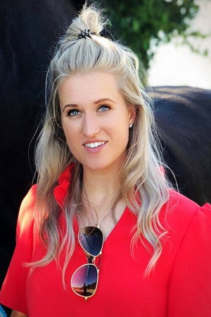 Cover image for Britt Dekker