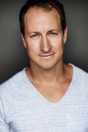 Cover image for Simon Mallory