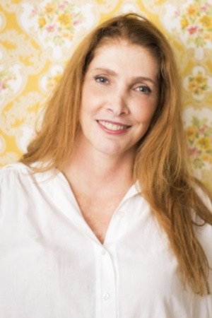 Cover image for Adriana Falcão