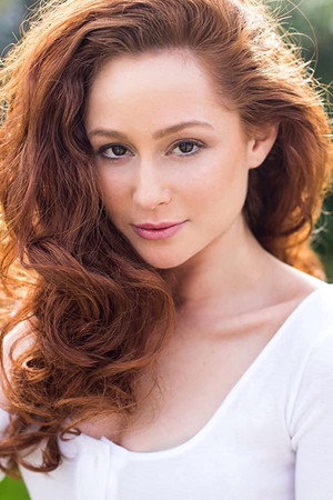 Cover image for Elissa Kapneck