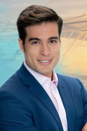 Cover image for Danilo Carrera