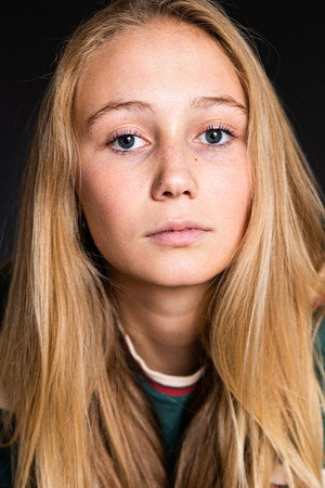 Cover image for Katharina Gieron