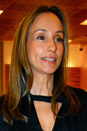 Cover image for Lucia Seabra