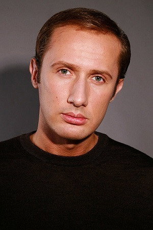 Cover image for Vitaliy Kuzmin