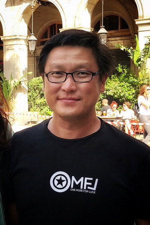 Cover image for Djonny Chen