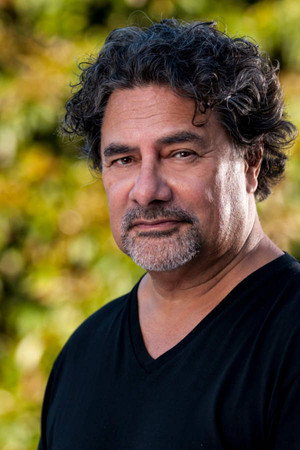 Cover image for Lani John Tupu
