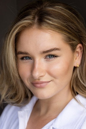 Cover image for Annabelle Andrew