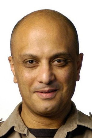 Cover image for Akmal Saleh