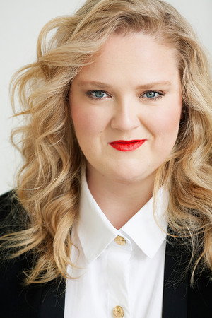Cover image for Debbie Lynch-White