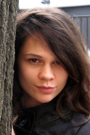 Cover image for Alisa Kravtsova