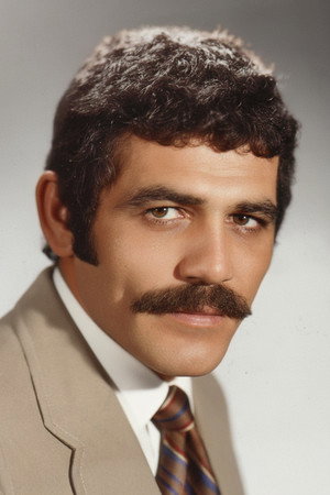 Cover image for İhsan Gedik