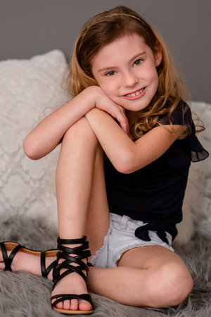 Cover image for Katie Jean Sholtes