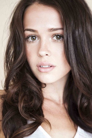 Cover image for Jocelyn Hudon