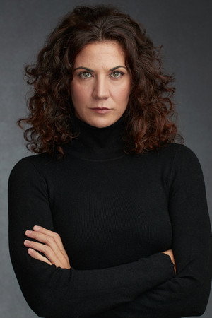 Cover image for Ana Roche