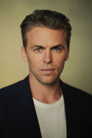 Cover image for Tom Connolly
