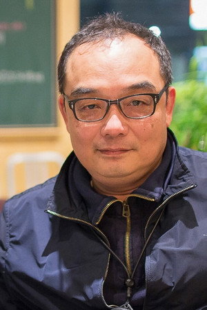 Cover image for 易智言