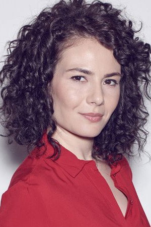 Cover image for Açelya Devrim Yılhan