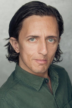 Cover image for Elliot Harris