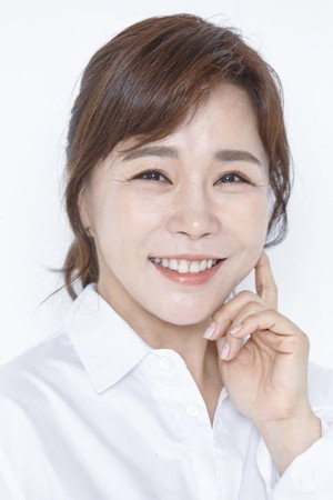Cover image for Dong Hyo-hee