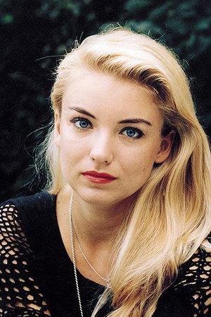 Cover image for Eva Vejmělková