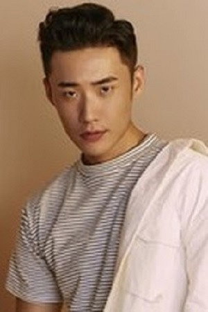 Cover image for Yifei Pan