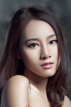 Cover image for Long Xin Yue