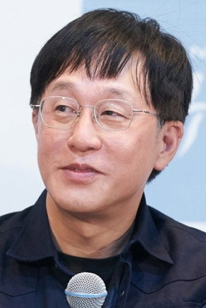 Cover image for Кан Син Хё
