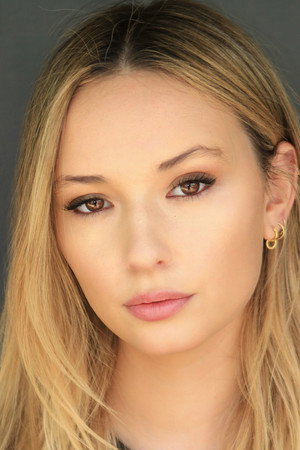Cover image for Caitlin Harris