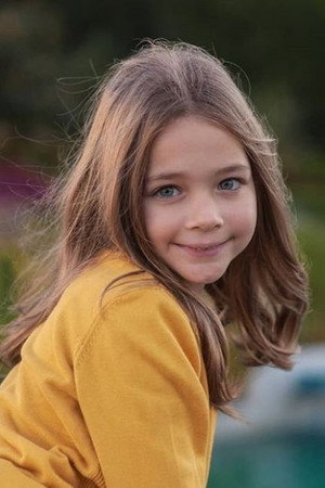 Cover image for Nisa Sofiya Aksongur