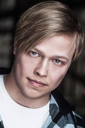Cover image for Erik Junnola