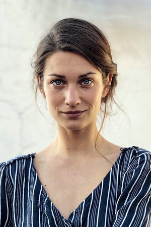 Cover image for Veronika Macková