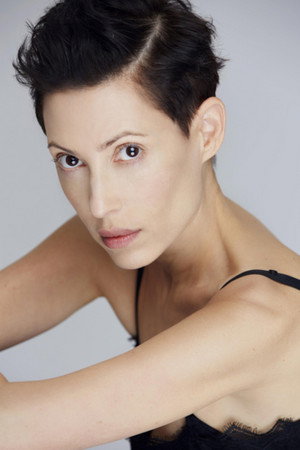 Cover image for Dorit Sauer