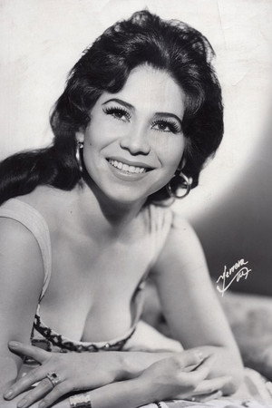 Cover image for María Elena Velasco